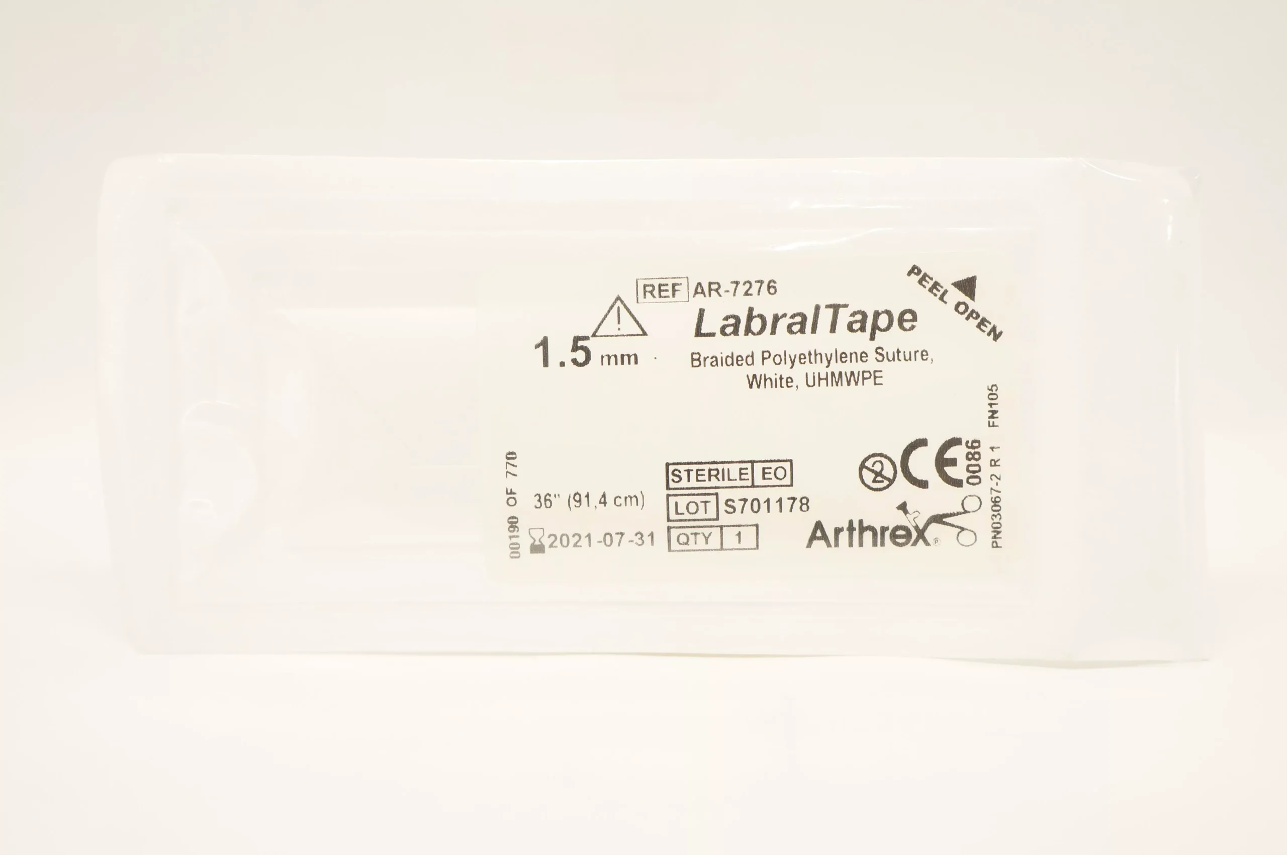 Arthrex AR-7276 LabralTape Braided Polyethylene Stre. White, 1.5mm, 36inch (x)