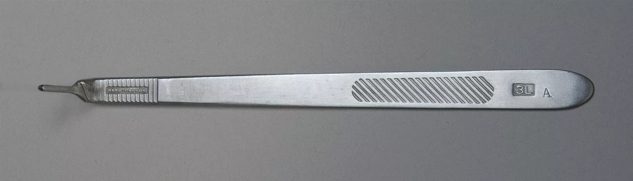 Bard Parker Handle Surgical Blade Bard-Parker Standard/#3LA Non-Sterile 5/ca