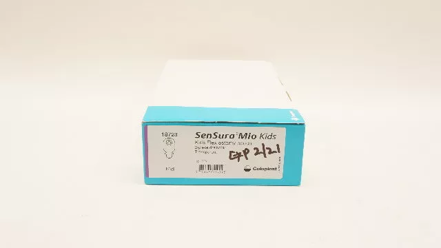 Coloplast 18723 SenSura Mio Kids Flex Ostomy Pouch - Box of 10 (x)
