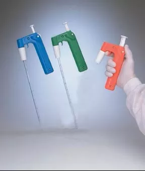 Fisher Scientific Pipetter, Fast Release Scienceware Pipette Pump III 10 ml, 171 mm L, Single Handed Operation, Quick Release Trigger, Lightweight, Self Stabilizing Collar, Green - M-679072-1173 | Each