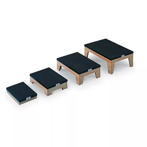 Hausmann Industries Footstool Nested Climbing Natural Oak Non-Skid Tread 4/Pr