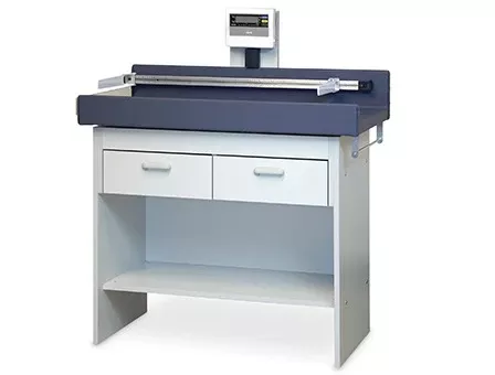 Hausmann Industries Pediatric Treatment Table with Scale Econo-Line 4941 Series Fixed Height 40 lbs. Weight Capacity - M-1015329-1843 | Each