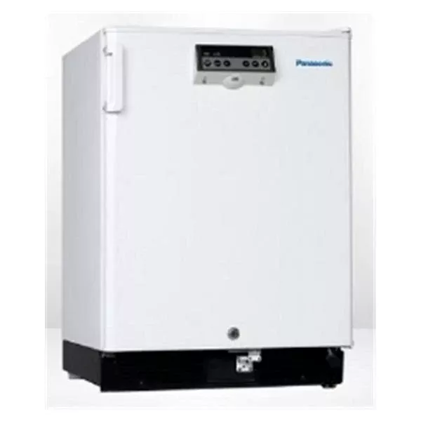 Panasonic HealthcareFreezer Undercounter 5.5 Cu Ft -15 to -20°C Ea